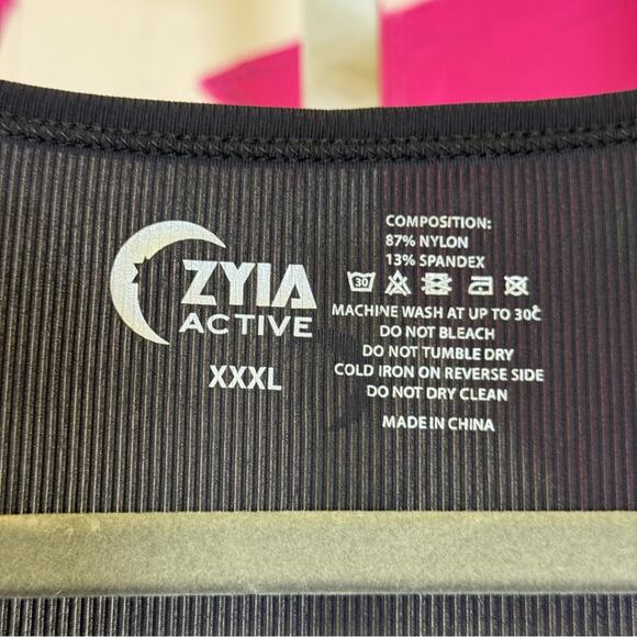 Zyia, Ribbed Muscle Tank. Size XXXL. Black. In excellent condition! - Picture 3 of 4